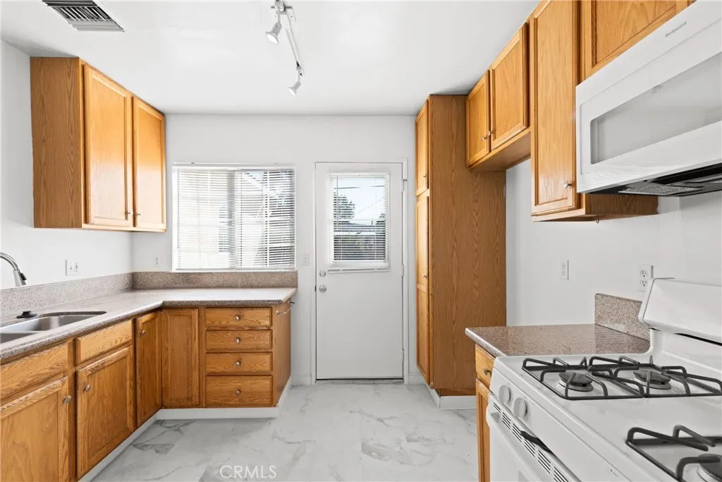 Additional image 27 of 17414 Burma Street, Encino, CA 91316