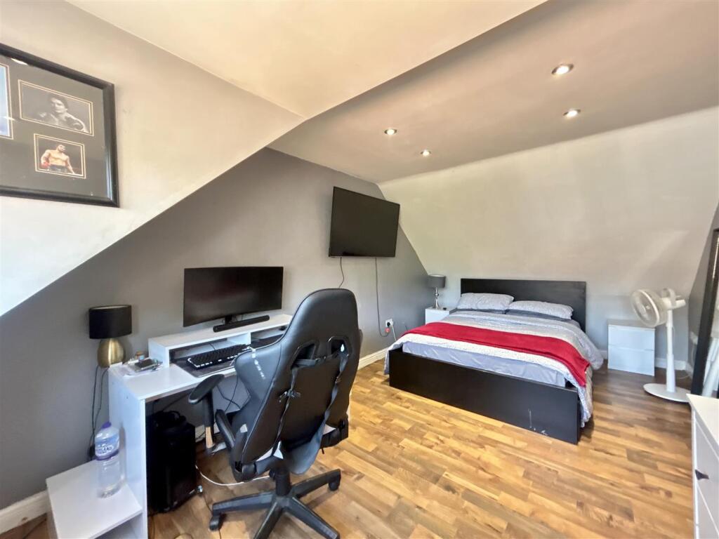 Additional image 26 of Halesowen Road, Cradley Heath