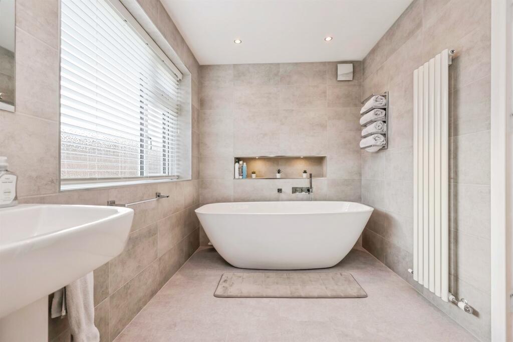 Additional image 6 of Drews Holloway, HALESOWEN