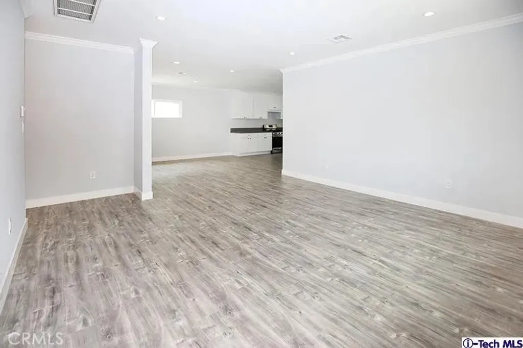 Additional image 6 of 7435 Collett Avenue, Van Nuys, CA 91406