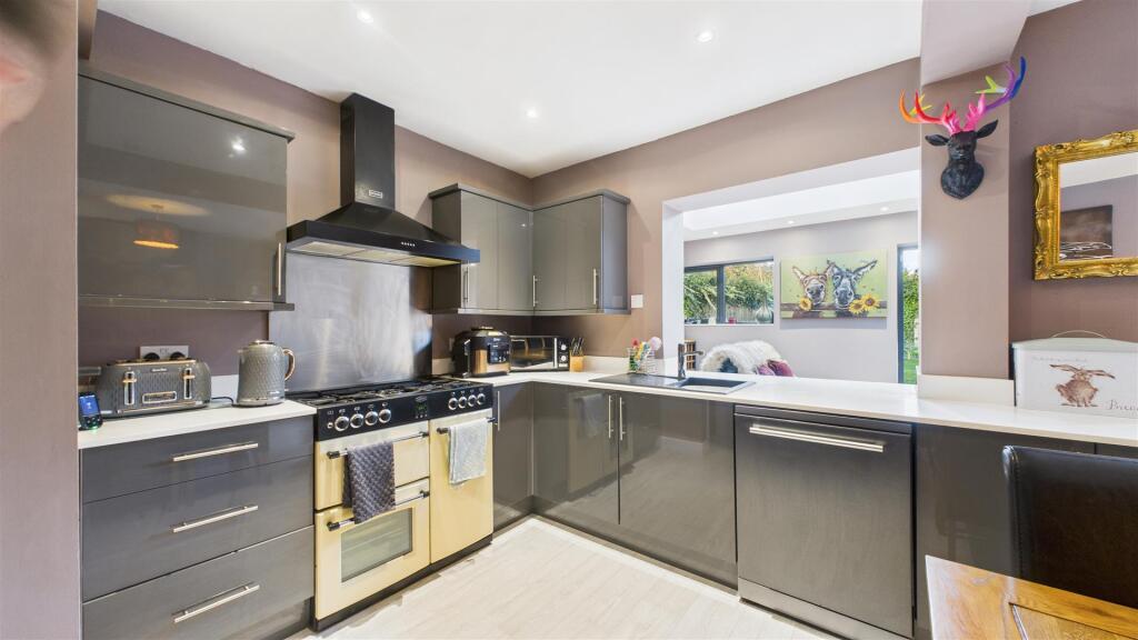 Additional image 5 of Cherry Orchard Avenue, Halesowen