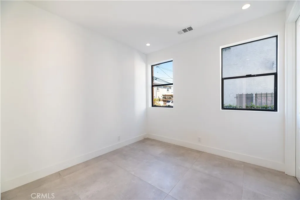 Additional image 13 of 1809 S Longwood Ave, Los Angeles, CA 90019