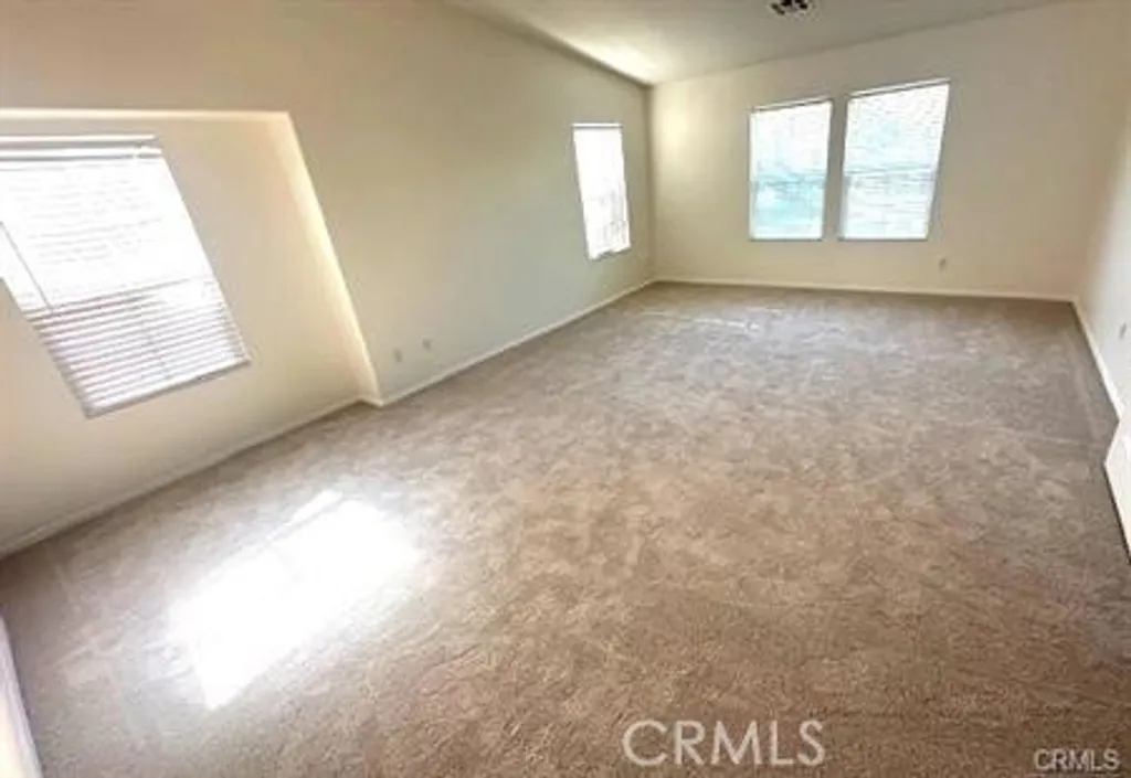 Additional image 8 of 15601 N Peak Ln, Fontana, CA 92336