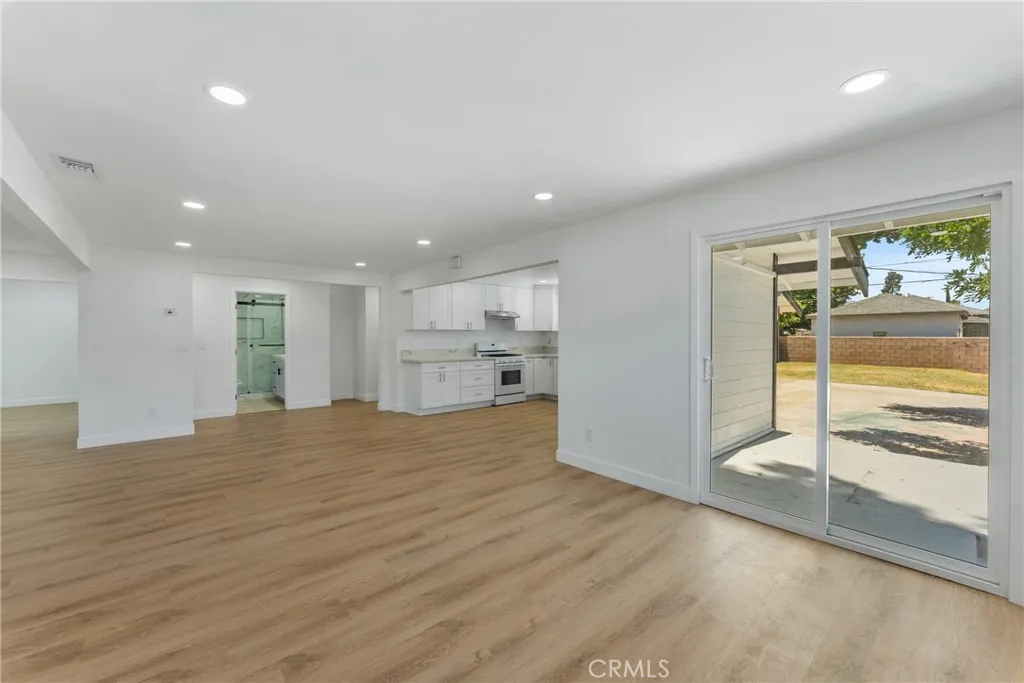 Additional image 49 of 2105 Genevieve St, San Bernardino, CA 92405