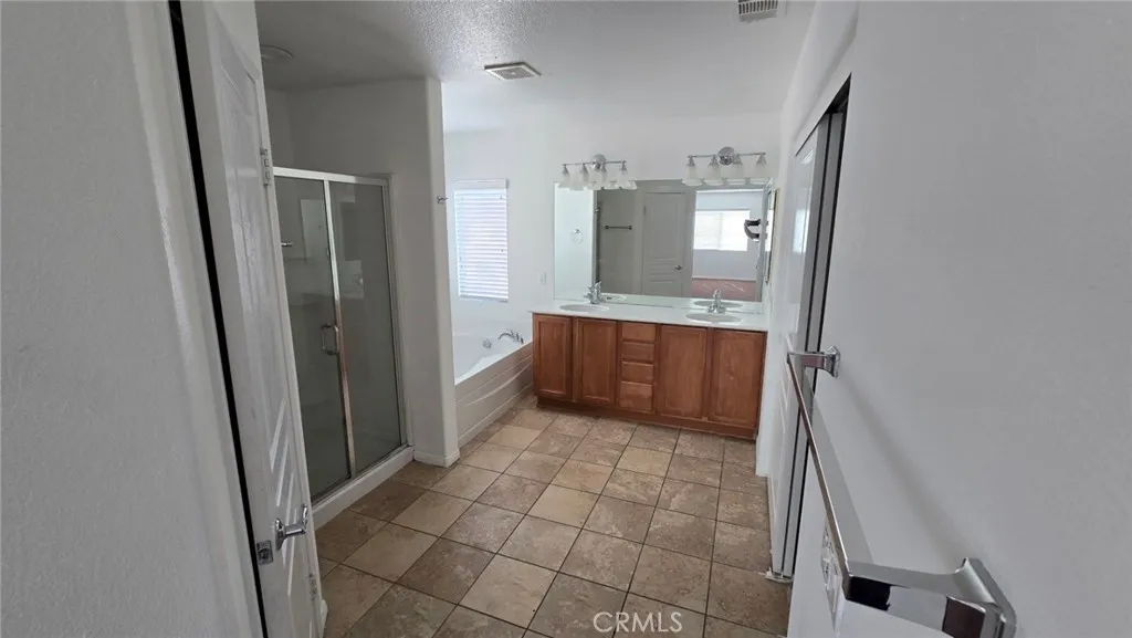 Additional image 6 of 15792 Barrel Cactus Lane, Victorville, CA 92394