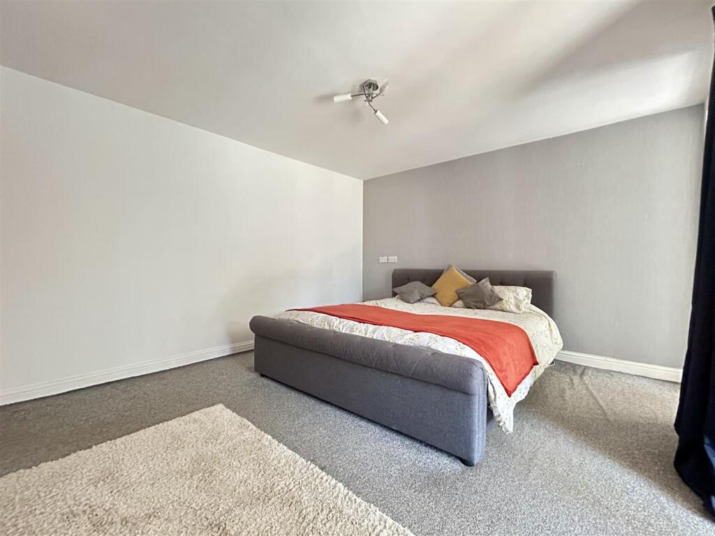 Additional image 21 of Halesowen Road, Cradley Heath