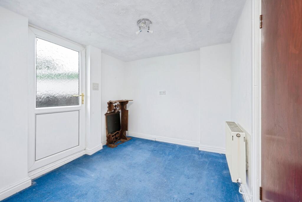 Additional image 4 of Woodman Close, Halesowen, West Midlands, B63