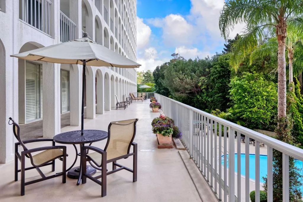Additional image 31 of 1001 Genter St Unit 6j, La Jolla, CA 92037