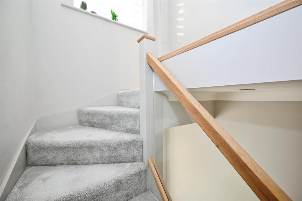 Additional image 22 of Beaufort Drive, Birmingham