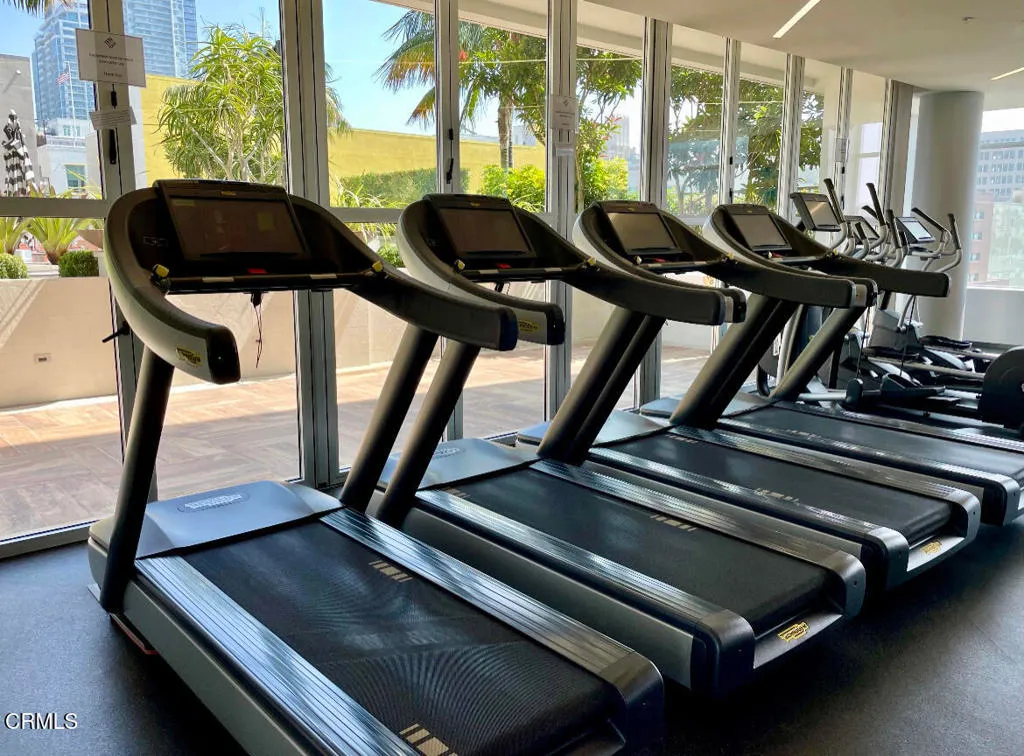 Additional image 12 of 1050 S Grand Avenue Unit 2004, Los Angeles, CA 90015