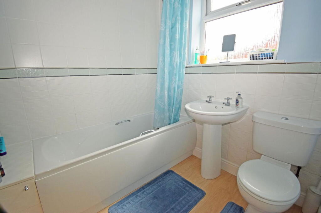 Additional image 8 of 7 Nailers Close, Stoke Heath, Bromsgrove, Worcestershire, B60 3PL