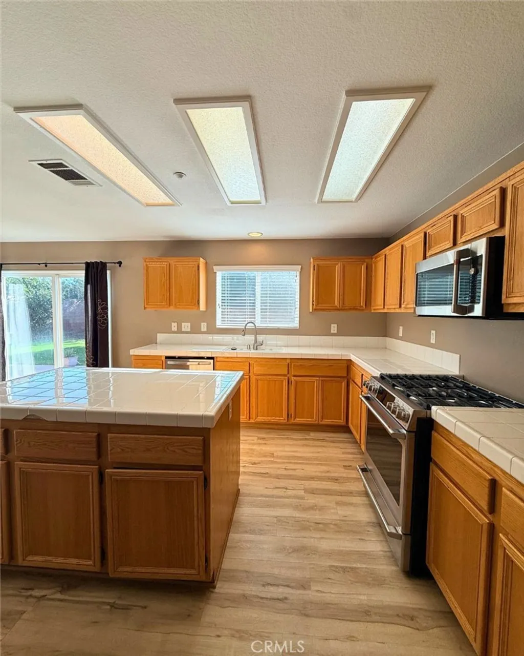 Additional image 9 of 5741 Reagan Dr, Fontana, CA 92336