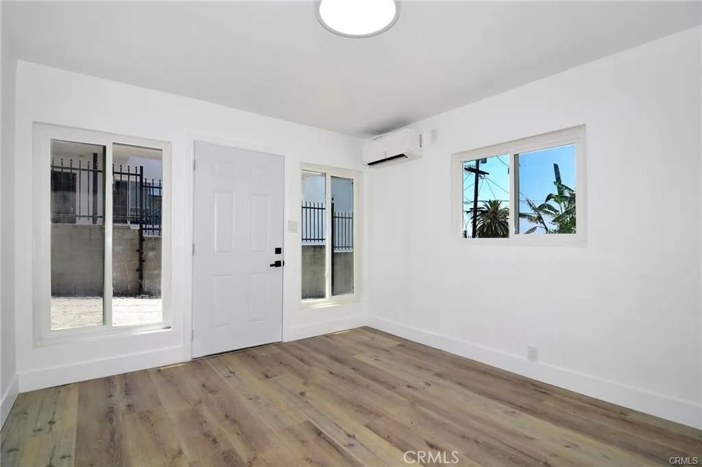 Additional image 14 of 631 N Benton Way, Silver Lake, CA 90026