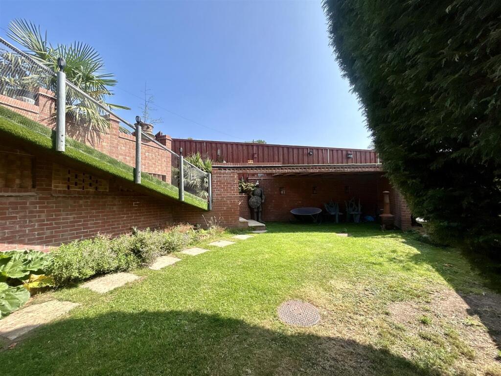 Additional image 31 of Halesowen Road, Cradley Heath