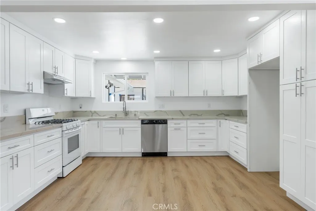 Additional image 50 of 2105 Genevieve St, San Bernardino, CA 92405