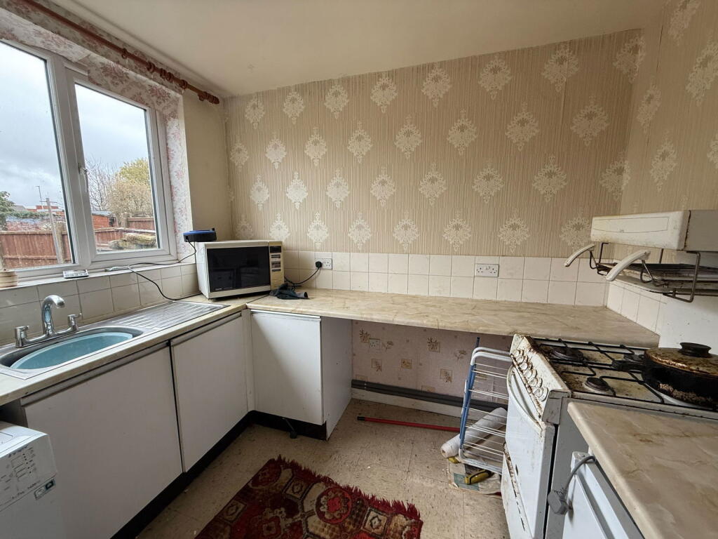 Additional image 3 of Victoria Road, Halesowen, B62 8HY