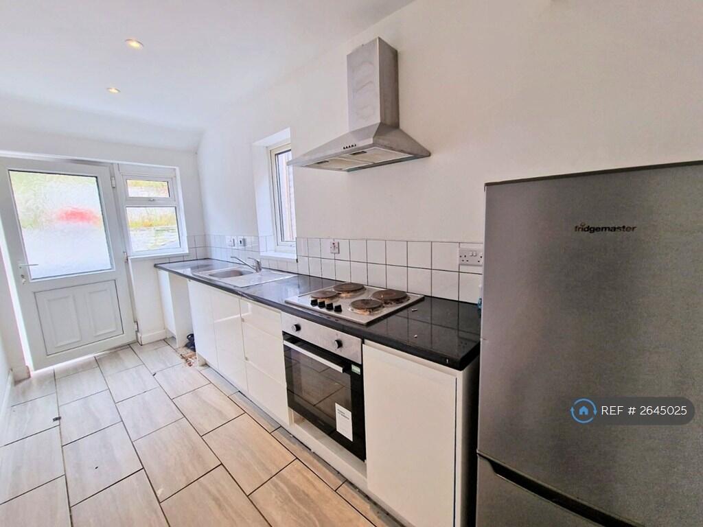 Additional image 5 of Aylesbury Crescent, Birmingham, B44