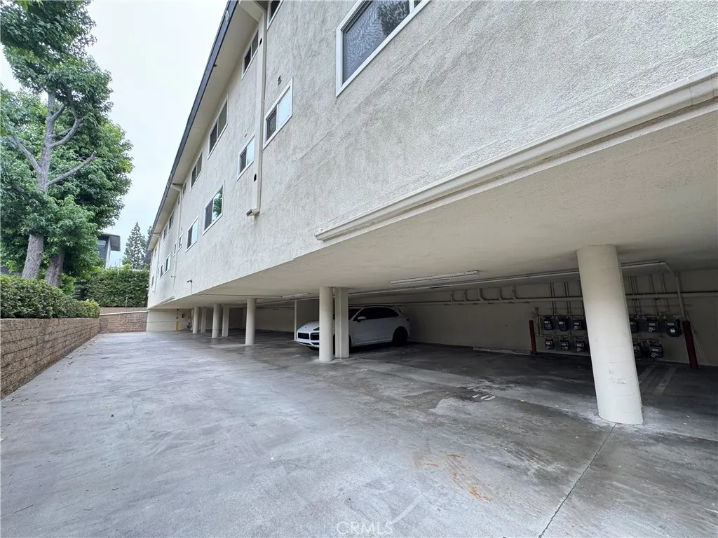 Additional image 64 of 251 N Oakland Ave Unit 3, Pasadena, CA 91101