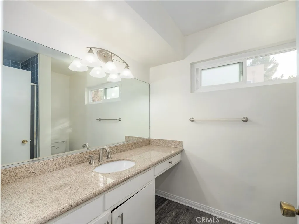 Additional image 50 of 5411 Tyrone, Sherman Oaks, CA 91401