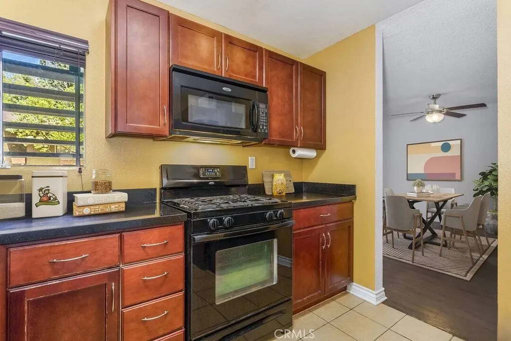 Additional image 6 of 18350 Hatteras Unit 138, Tarzana, CA 91356