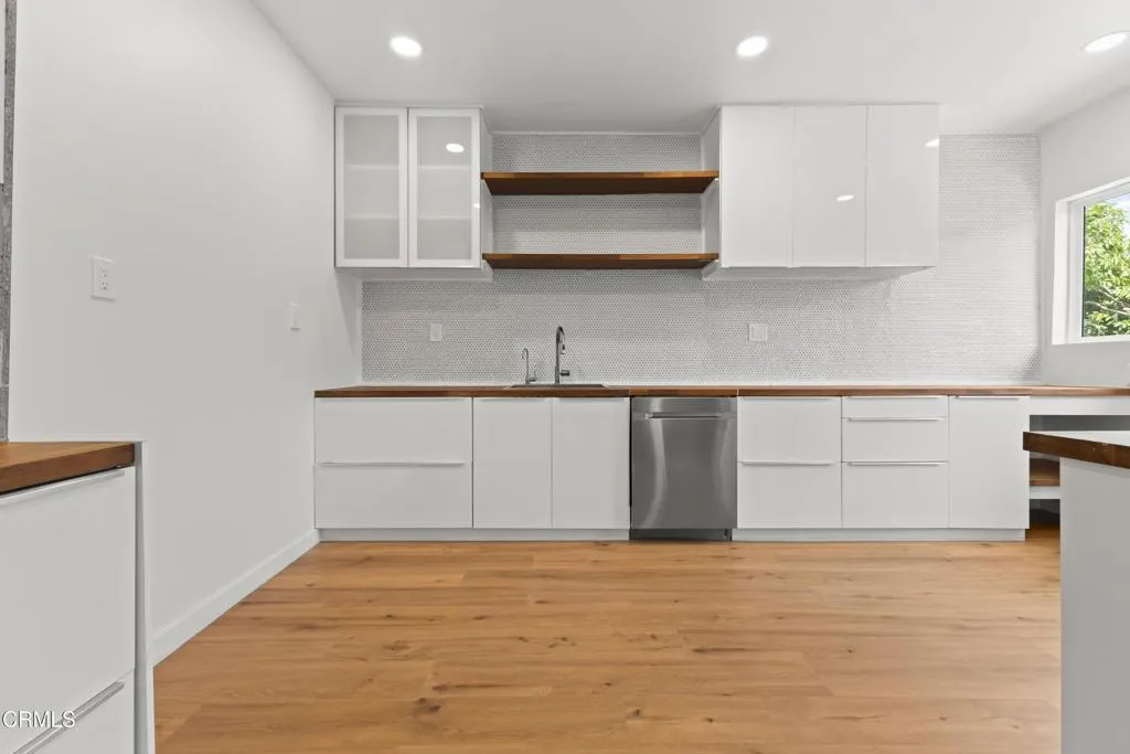 Additional image 6 of 1623 W 11th Place, Los Angeles, CA 90015