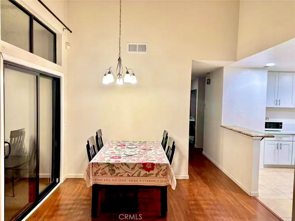 Additional image 31 of 18 Town And Country Road Unit 34, Pomona, CA 91766