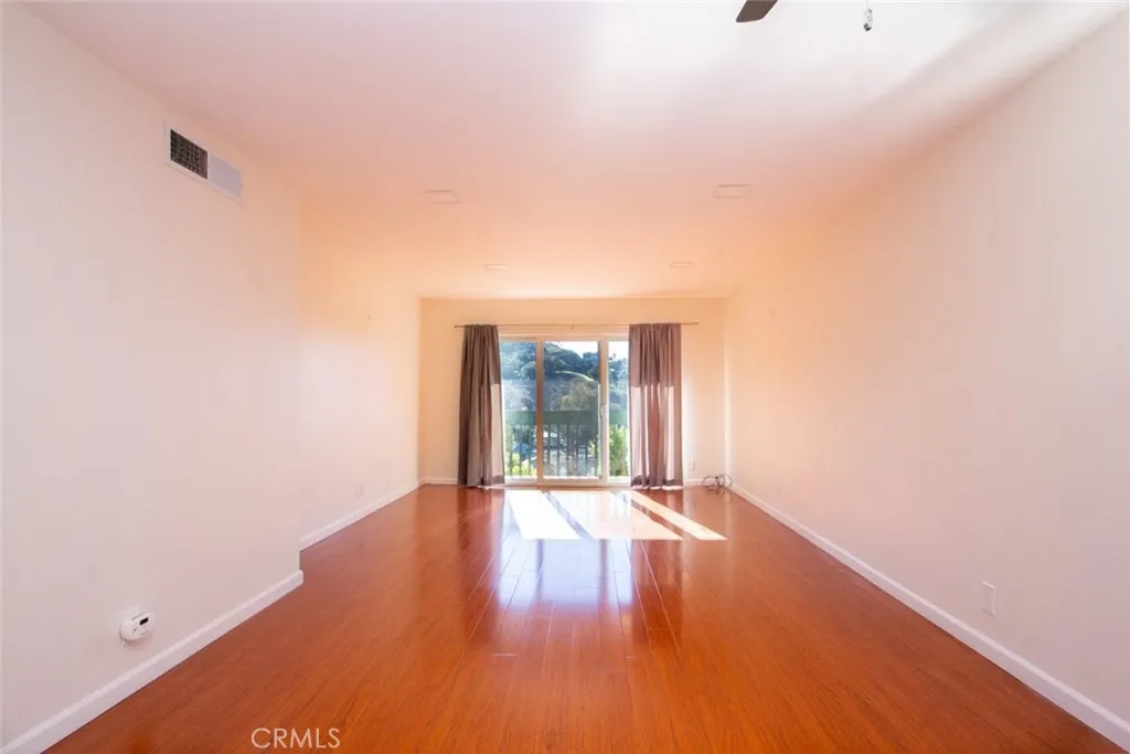 Additional image 3 of 2940 N Verdugo Road Unit 321, Glendale, CA 91208