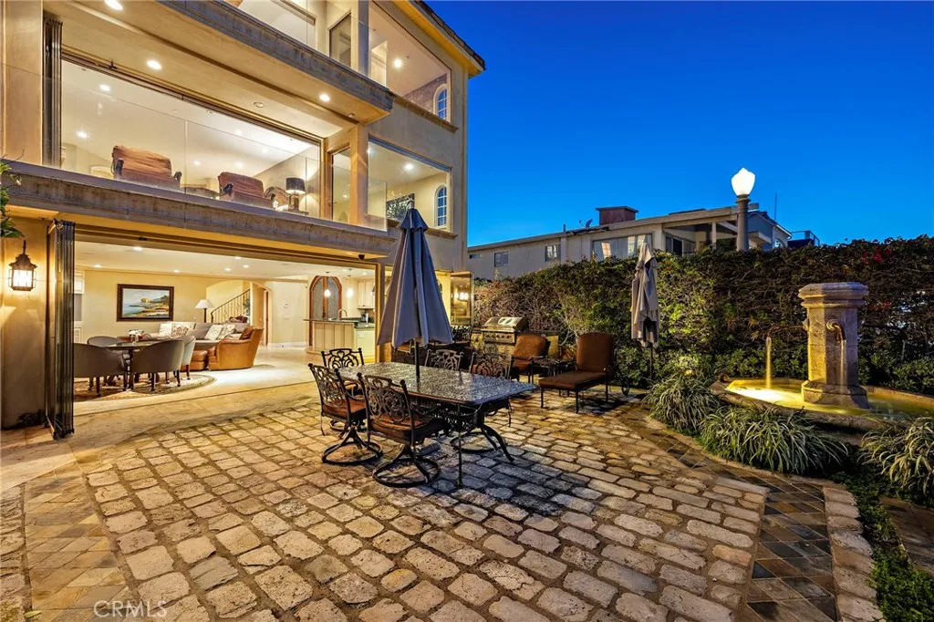 Additional image 66 of 900 E Balboa Blvd, Newport Beach, CA 92661