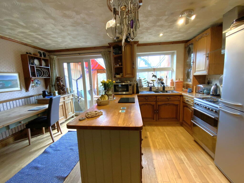 Additional image 5 of HALESOWEN, Sidlaw Close