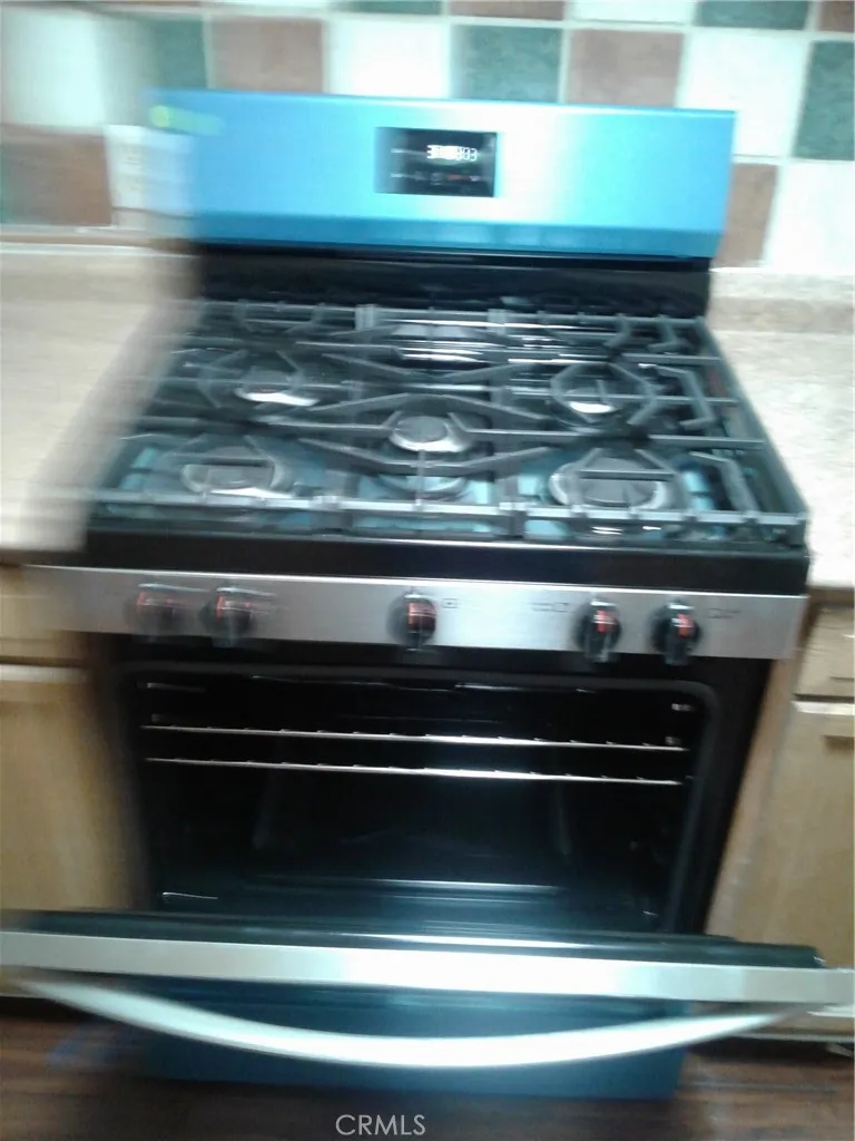 Additional image 44 of 924 W George St, Banning, CA 92220