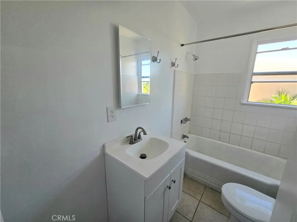 Additional image 8 of 2459 N Brighton St, Burbank, CA 91504