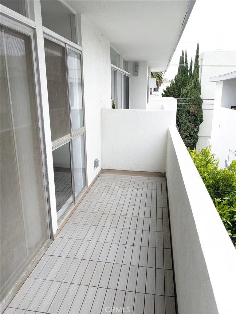 Additional image 25 of 11942 Darlington Avenue Unit 6, Los Angeles, CA 90049