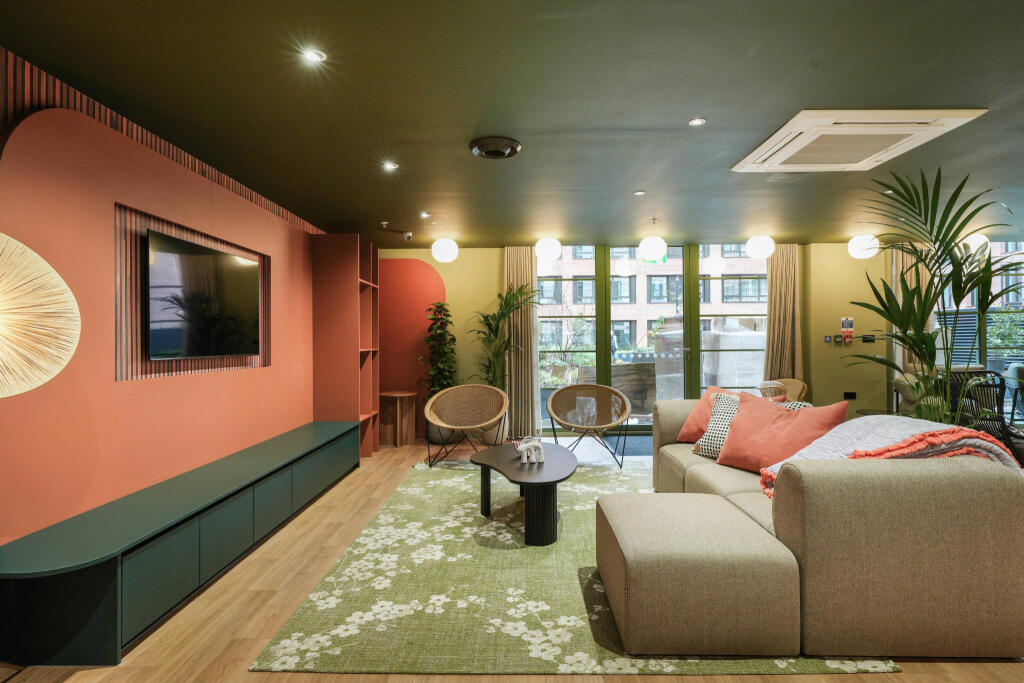 Additional image 11 of Guild Point