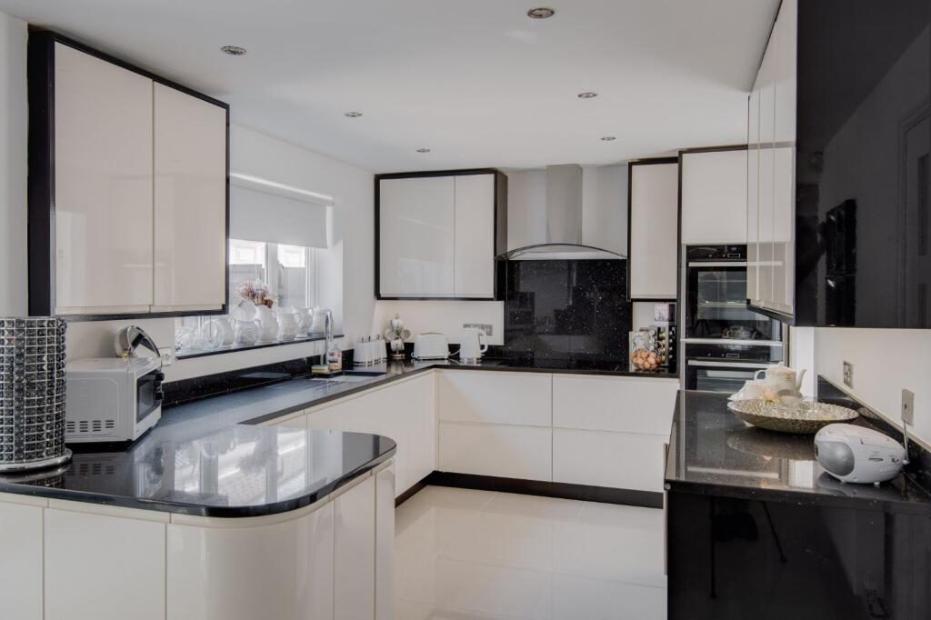 Additional image 26 of Palmyra Road, Bromsgrove, Worcestershire, B60