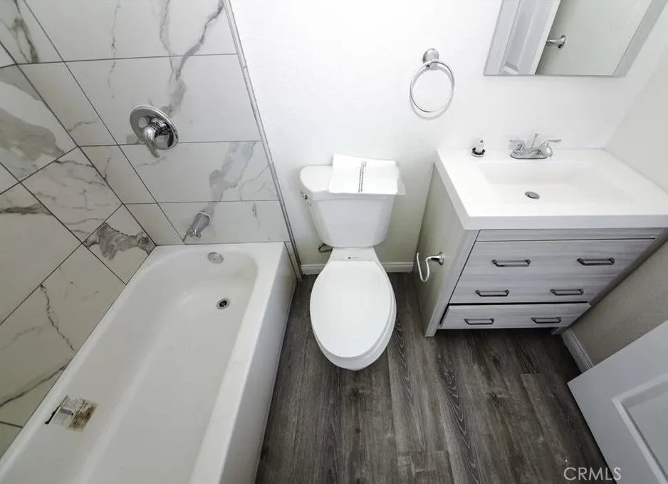 Additional image 24 of 220 W 112th St, Los Angeles, CA 90061