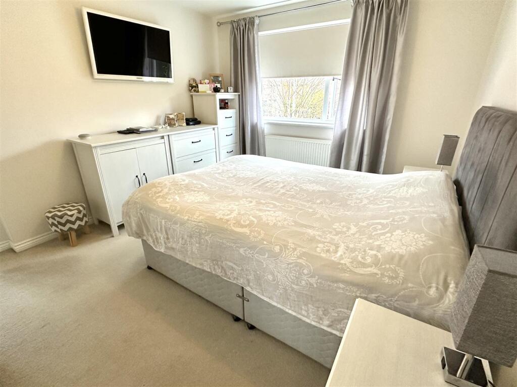 Additional image 20 of Cross Road, Alcester