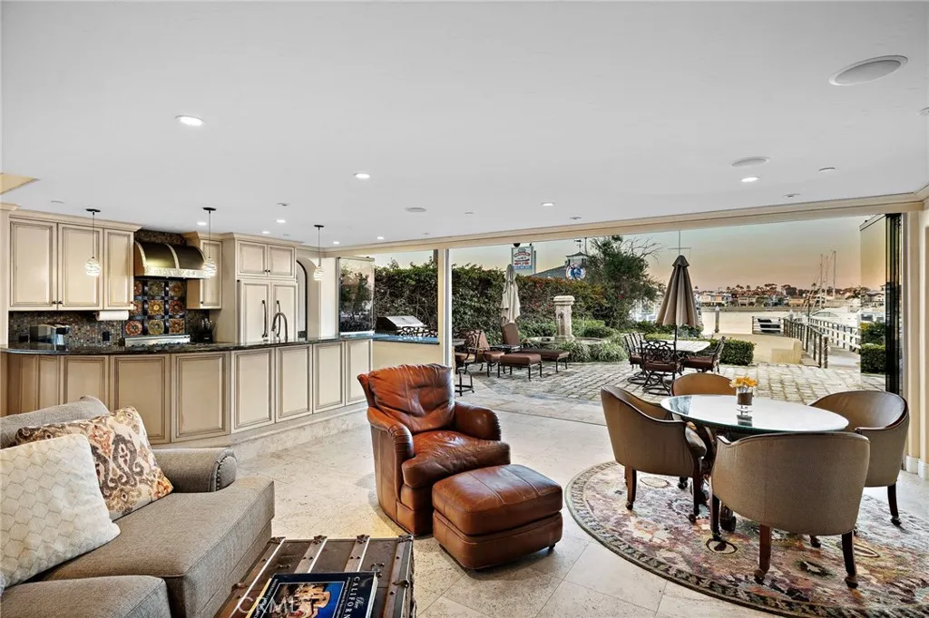 Additional image 77 of 900 E Balboa Blvd, Newport Beach, CA 92661