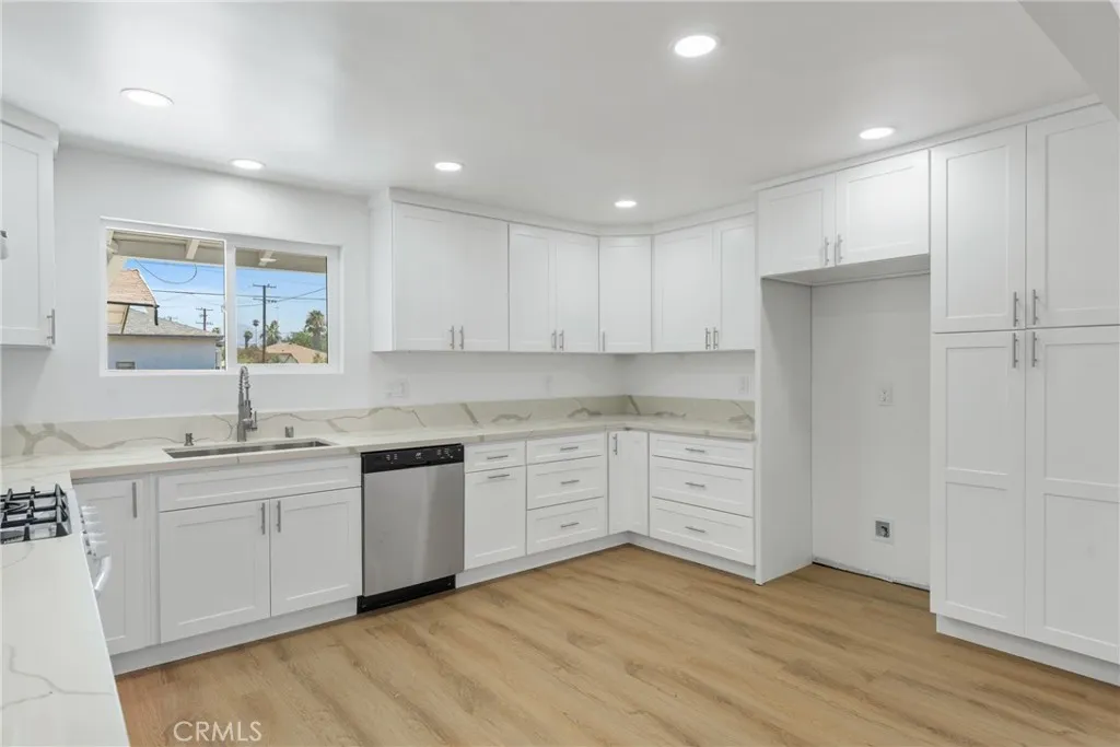 Additional image 14 of 2105 Genevieve St, San Bernardino, CA 92405