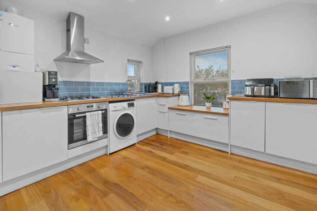 Additional image 6 of Flat 2, 47 Birmingham Road, Bromsgrove B61 0DR