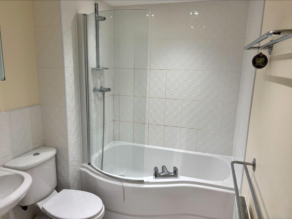 Additional image 6 of Flax Close  Alcester