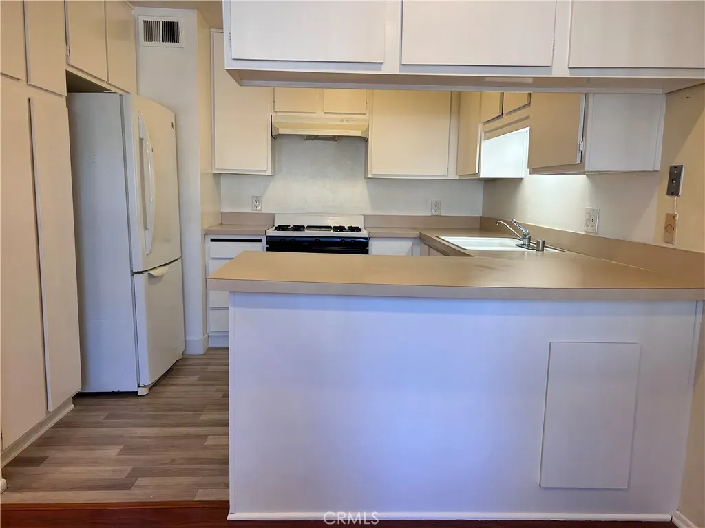 Additional image 18 of 25930 Narbonne Ave, Lomita, CA 90717