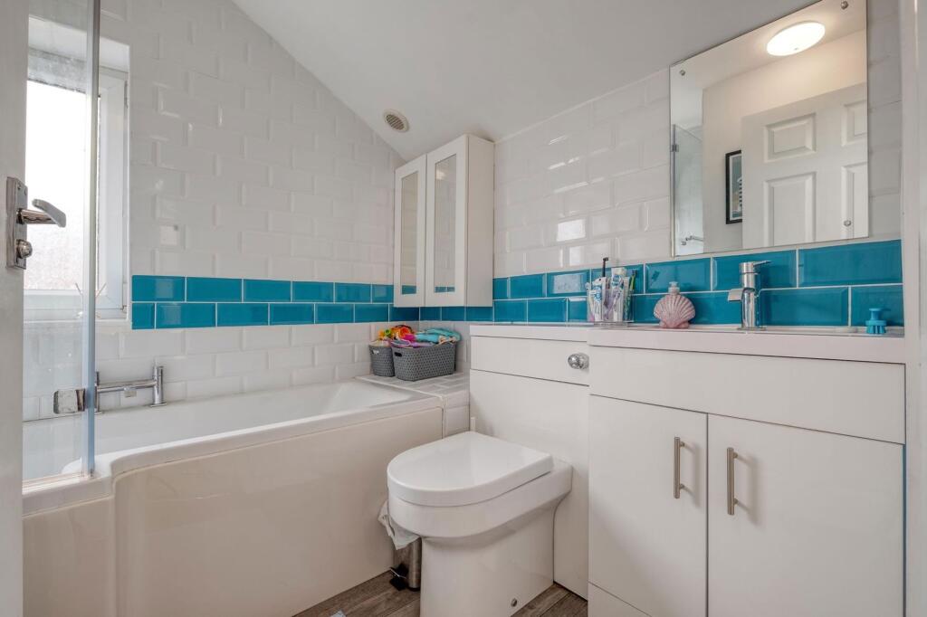 Additional image 15 of Mayhurst Close, Hollywood, B47