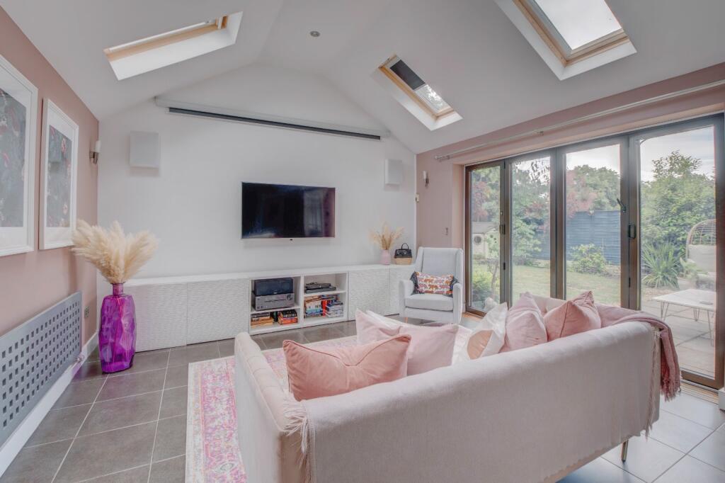 Additional image 6 of Avon Close, Bromsgrove, Worcestershire, B60