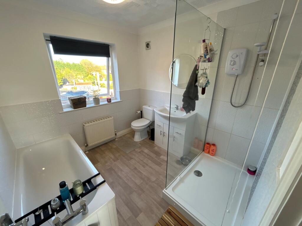 Additional image 4 of Grove Avenue, Halesowen, B63 4SB