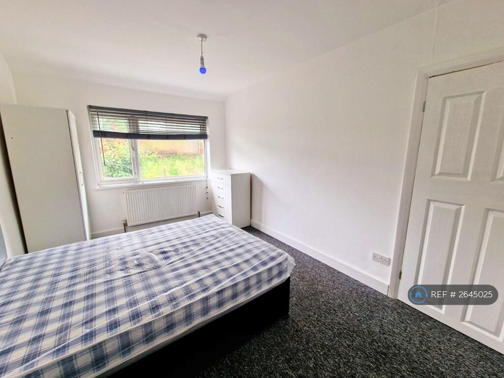 Additional image 17 of Aylesbury Crescent, Birmingham, B44