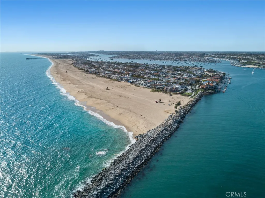 Additional image 54 of 2108 E Oceanfront, Newport Beach, CA 92661
