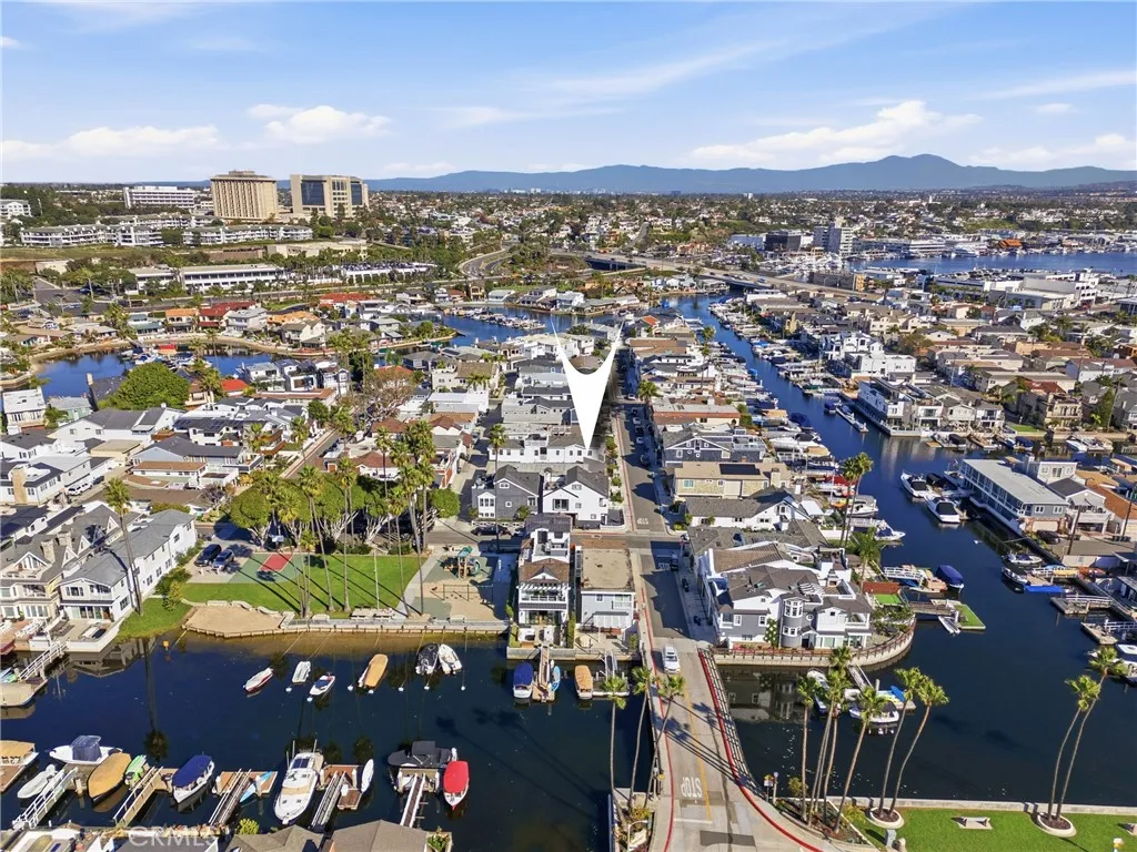 Property image for 403 38th St, Newport Beach, CA 92663