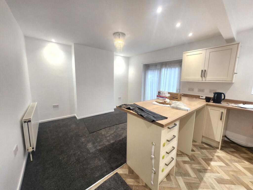 Additional image 11 of Hillbrow Crescent, Halesowen, B62 9RP