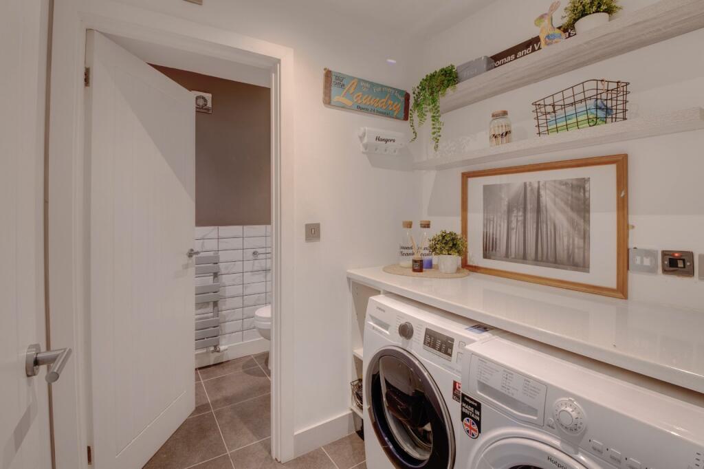 Additional image 19 of Avon Close, Bromsgrove, Worcestershire, B60