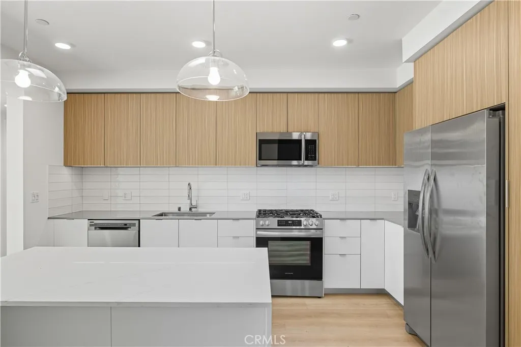 Additional image 20 of 12078 Guerin Street Unit 406, Studio City, CA 91604